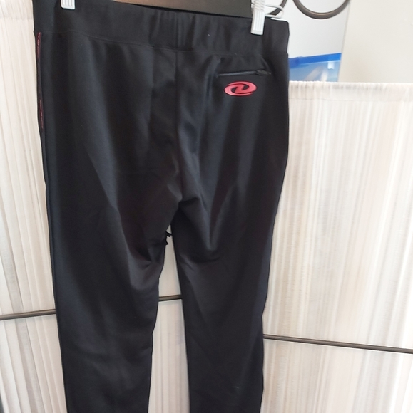 DKNY Active stretchy black pants - Picture 2 of 8